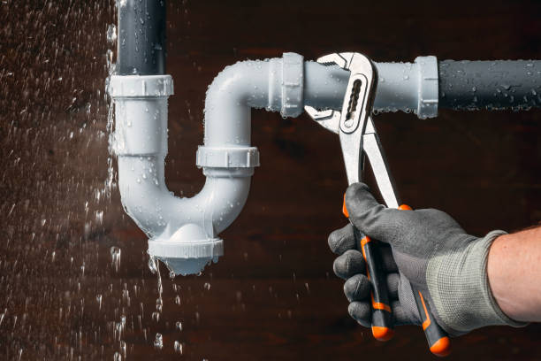 Professional Leak Detection technician working in York, SC